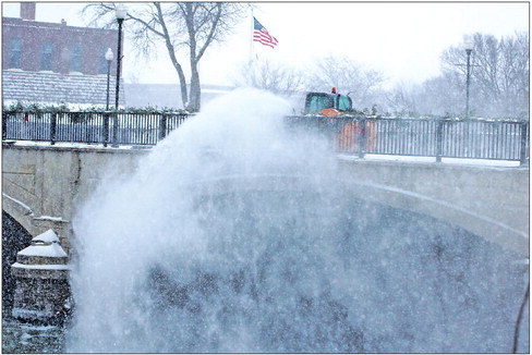 Snow, wind buries NE Iowa