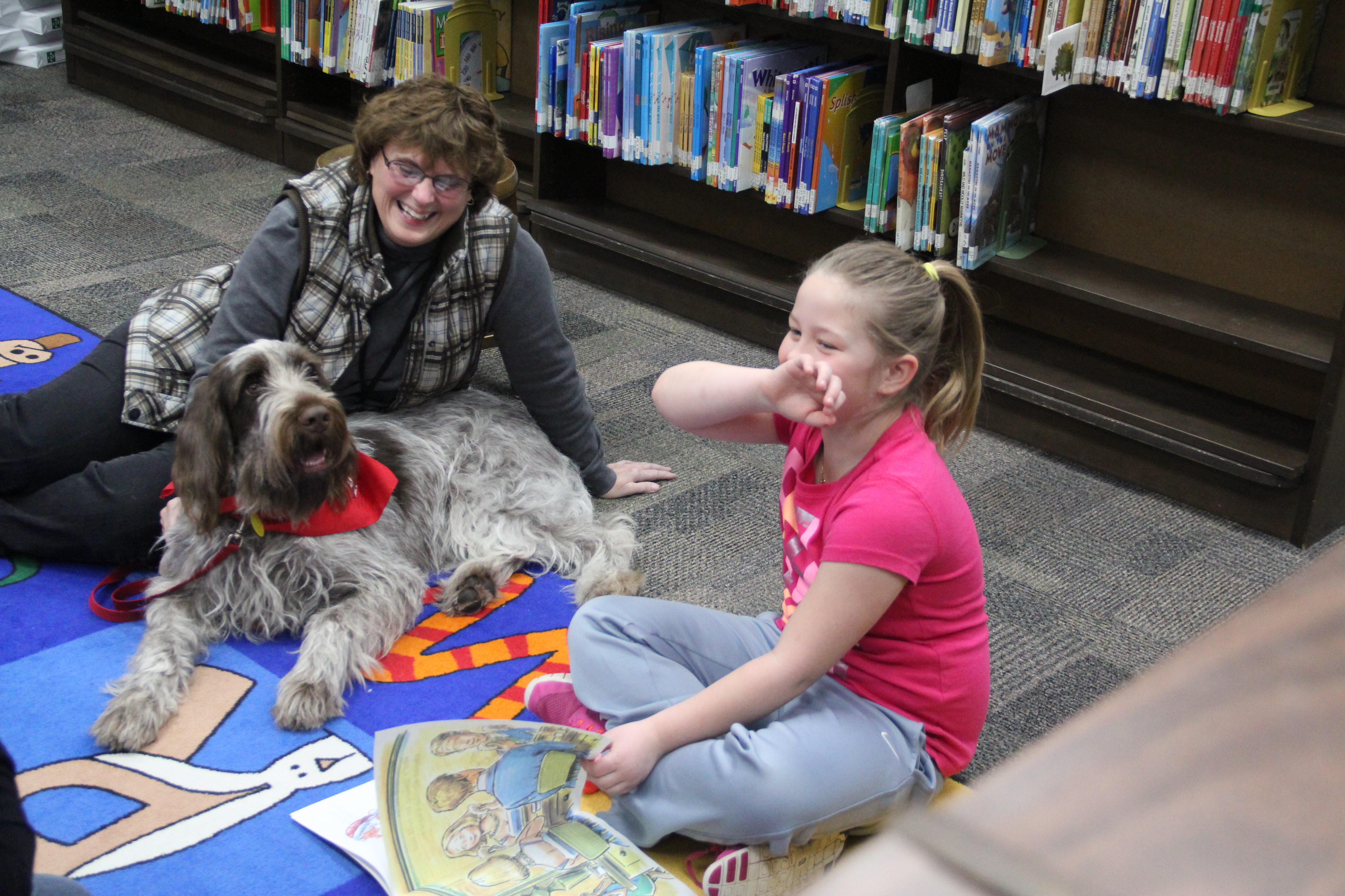 Paws for vocabulary: Kids read with canine friends