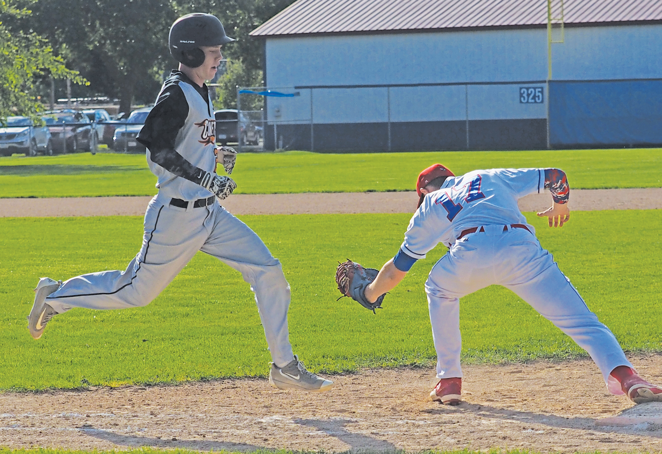 Comets suffer dead-ball blues in DH loss to Decorah