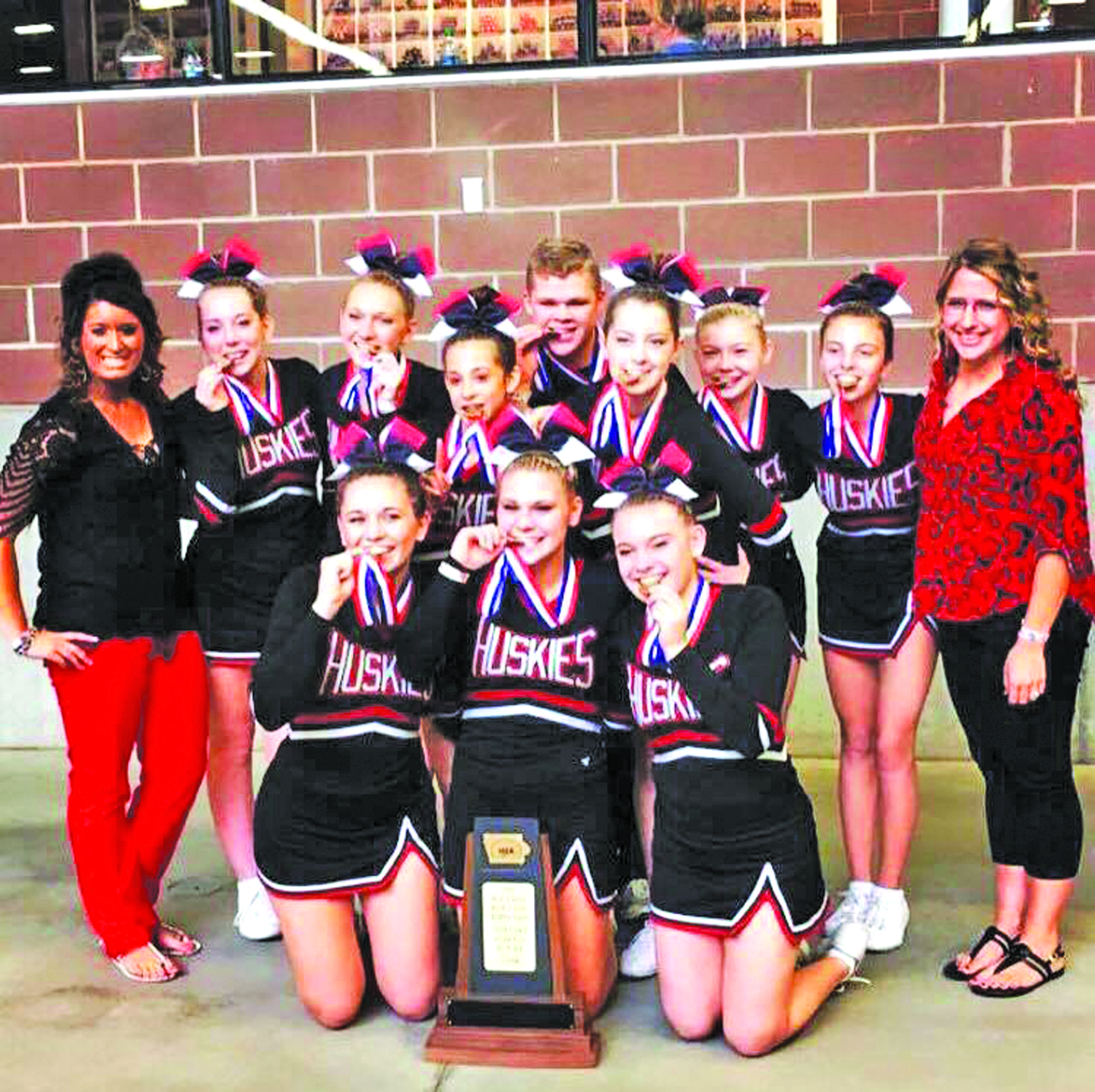 Huskies win state class 1A cheerleading title