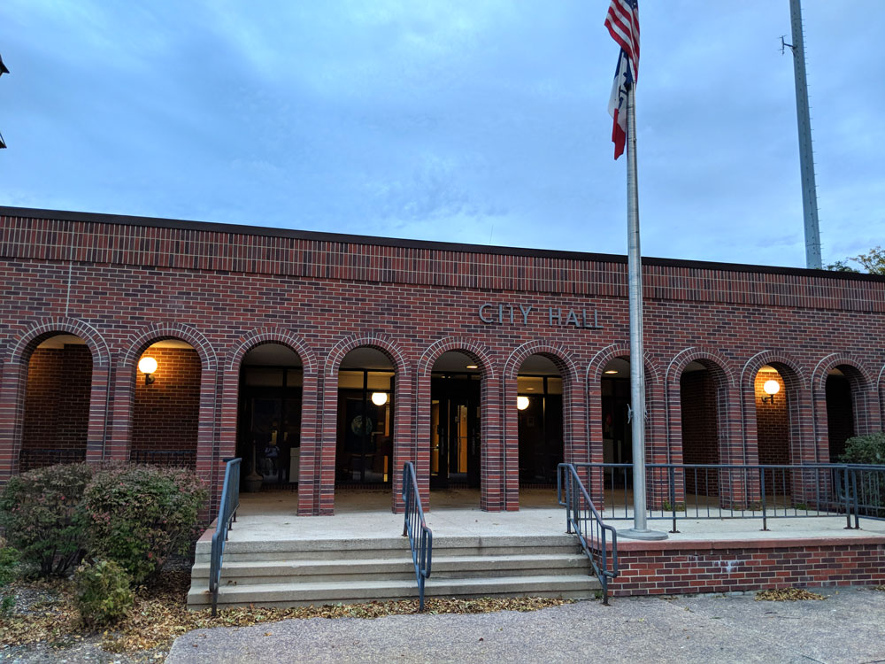 Charles City Council takes first step toward City Hall renovation