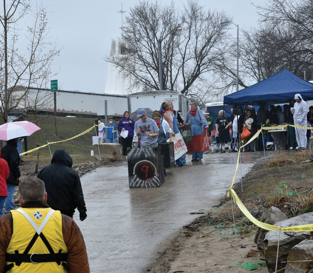 Cedar River Shiver leaves participants refreshed Charles City Press