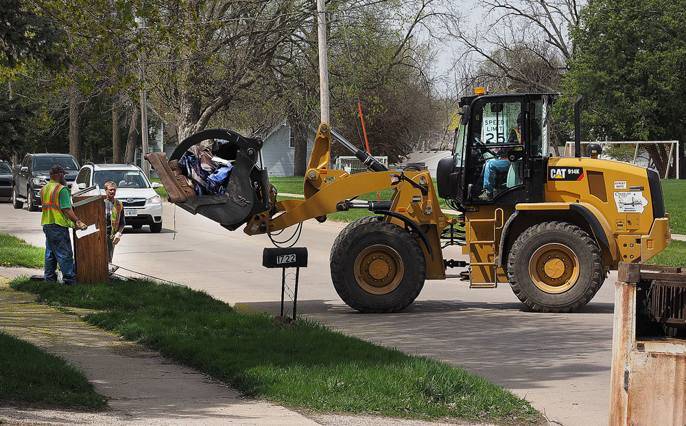 Dates and rules set for Charles City Residential Spring Cleanup