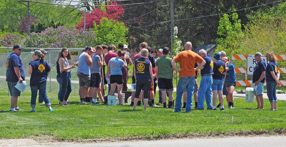 Rotary Club, FFA add 60 more trees to city’s canopy