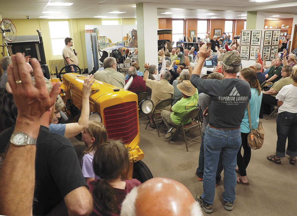 Crowd gathers to commemorate tornado’s anniversary