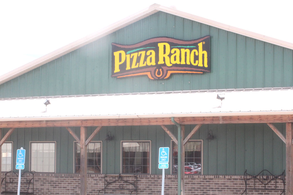 Pizza Ranch closes in Charles City