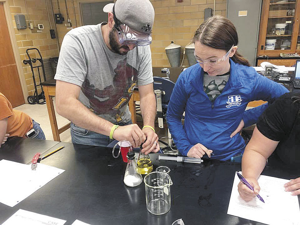Charles City ag teacher attends science education institute