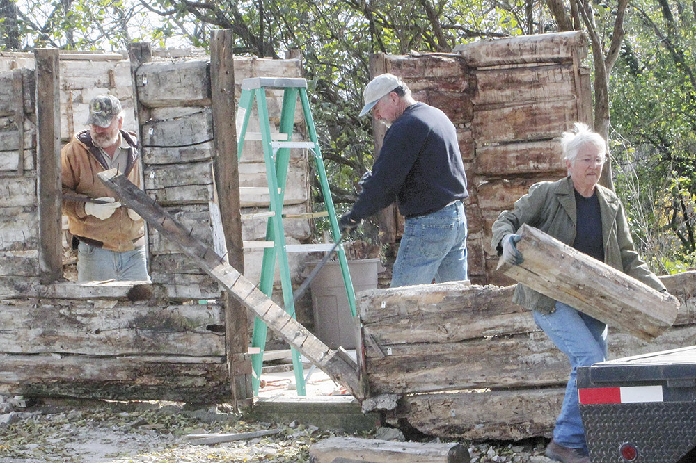 Historic log cabin taken down, will be reassembled in Marble Rock