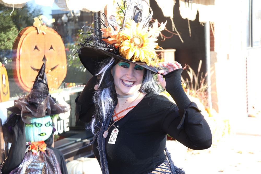 WitchFest brings out the Halloween spirit in Charles City shoppers