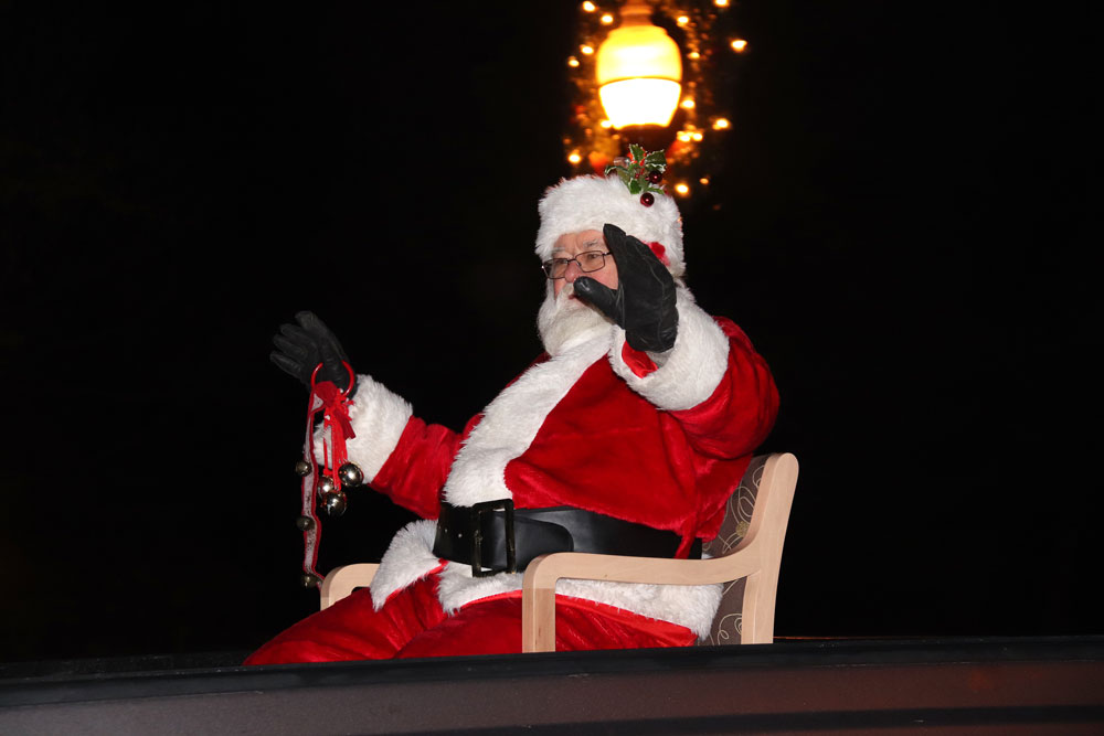 Kids can call Santa soon with Charles City club’s help