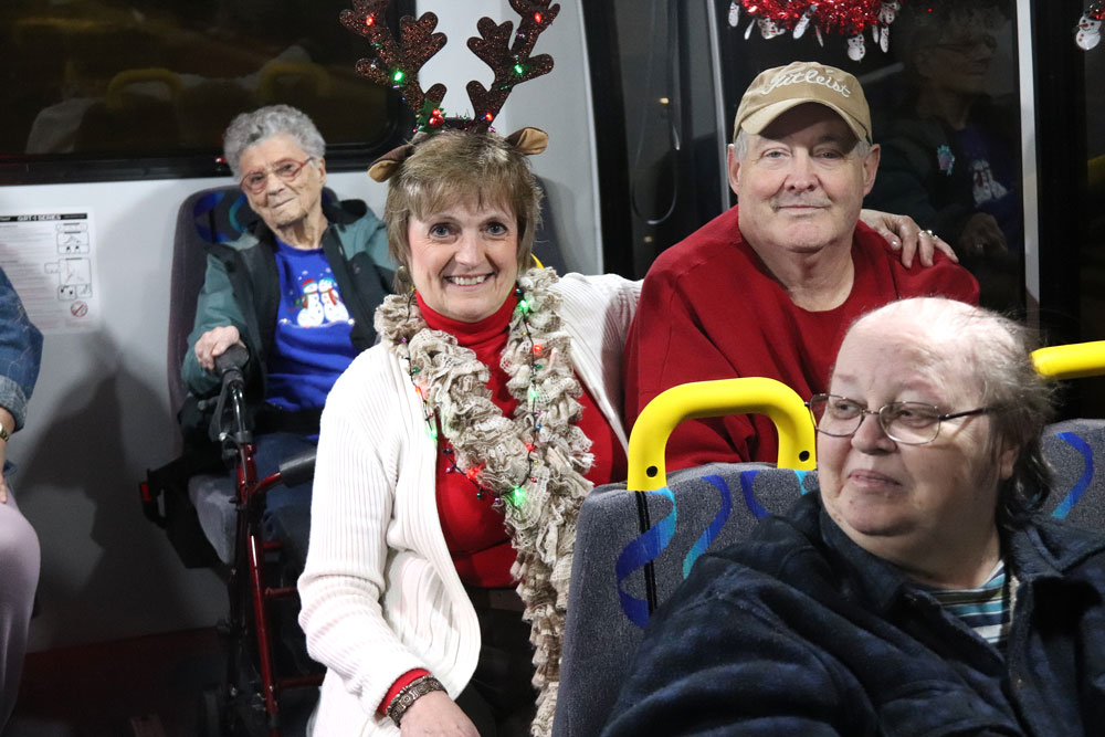 Transit buses take holiday lighted tour of Charles City