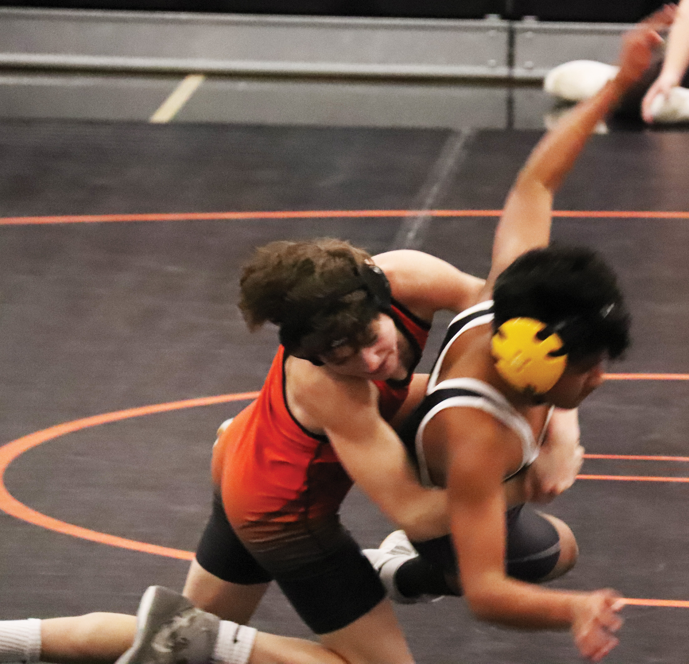 Comet wrestlers start New Year with pair of victories