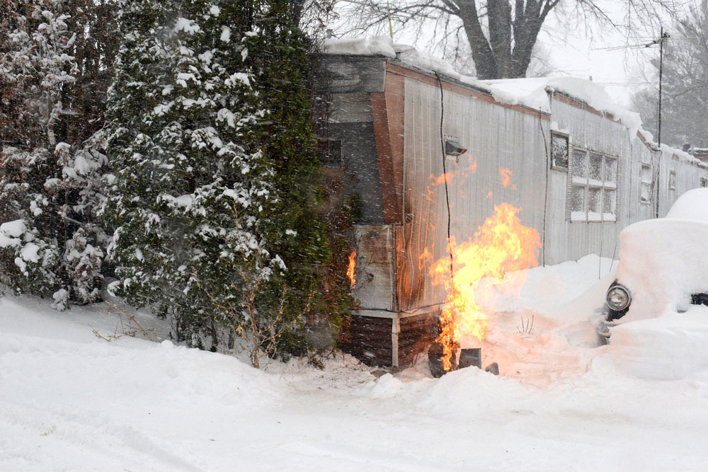 No injuries reported in New Hampton mobile home explosion, fire