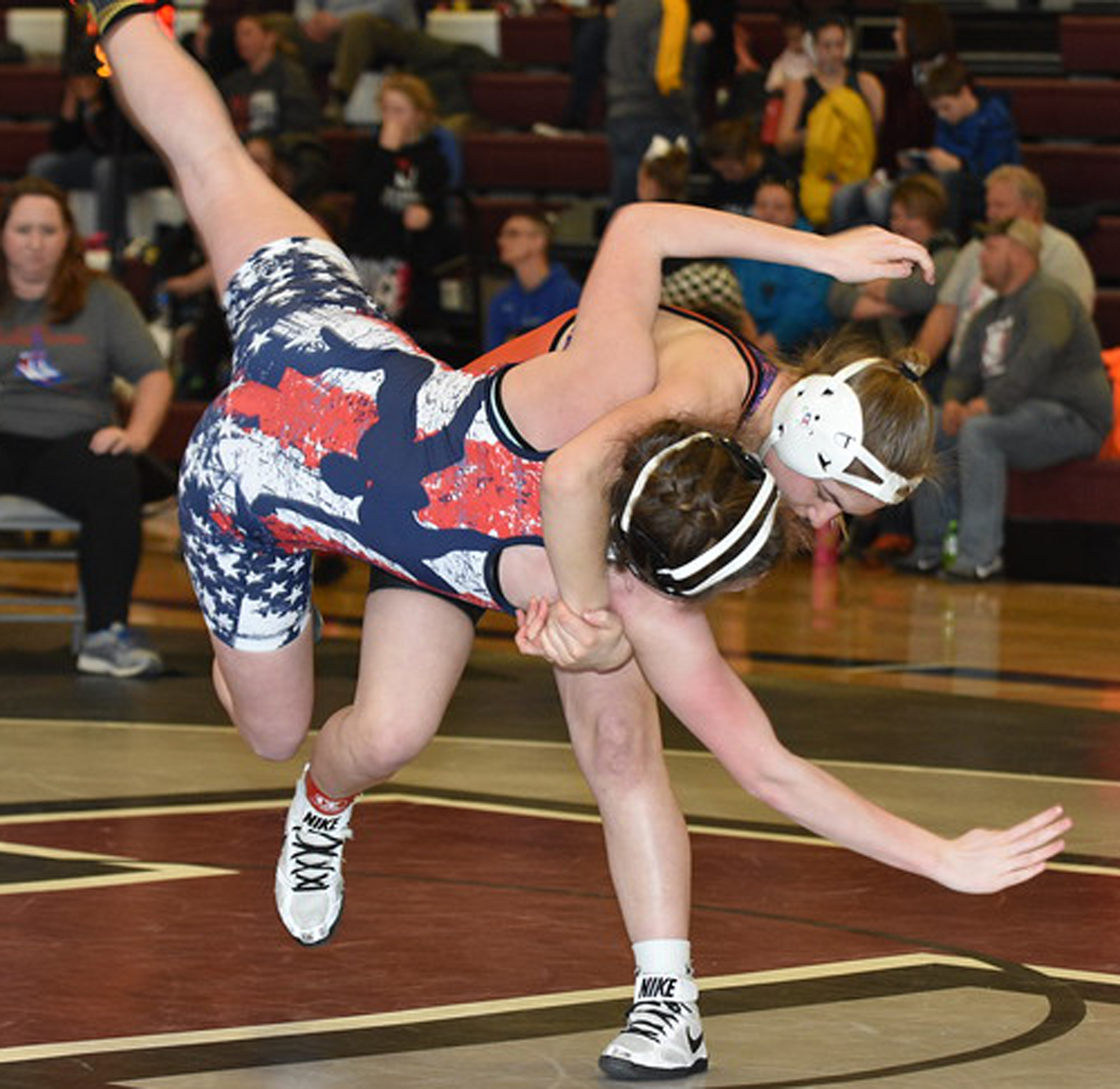 Comet wrestlers place at Female Elite Championships