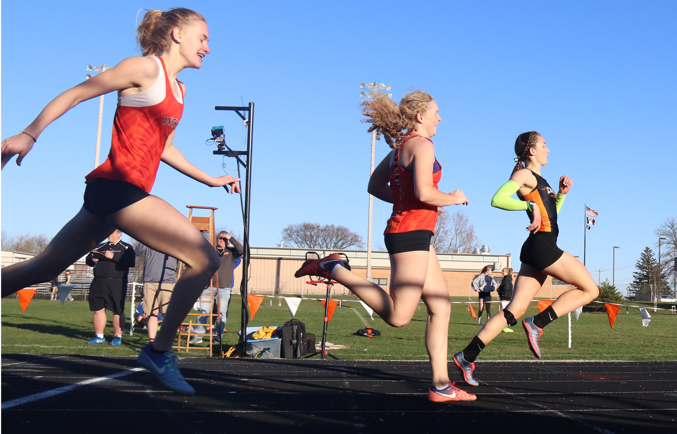 Charles City hosts and wins Comet Girls Relays