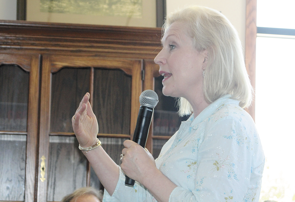 Gillibrand makes Charles City campaign stop, vows to heal divide created by Trump