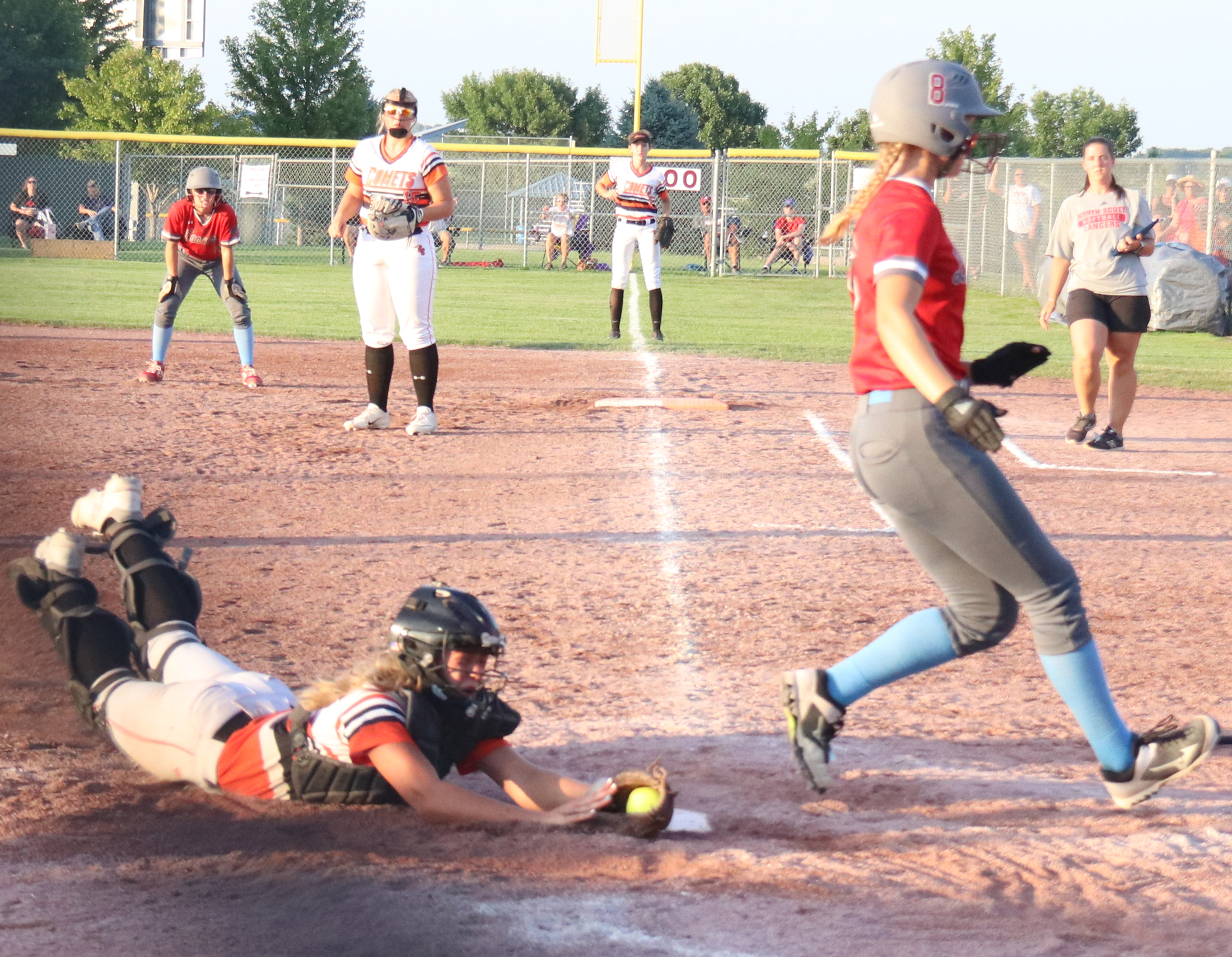 One out shy of reaching championship game, Comets fall to Lancers in extra innings