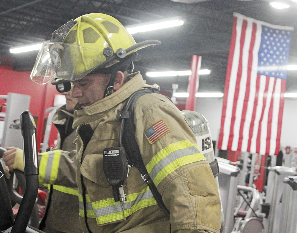 Remembering fallen heroes: Snap Fitness hosts memorial stair climb