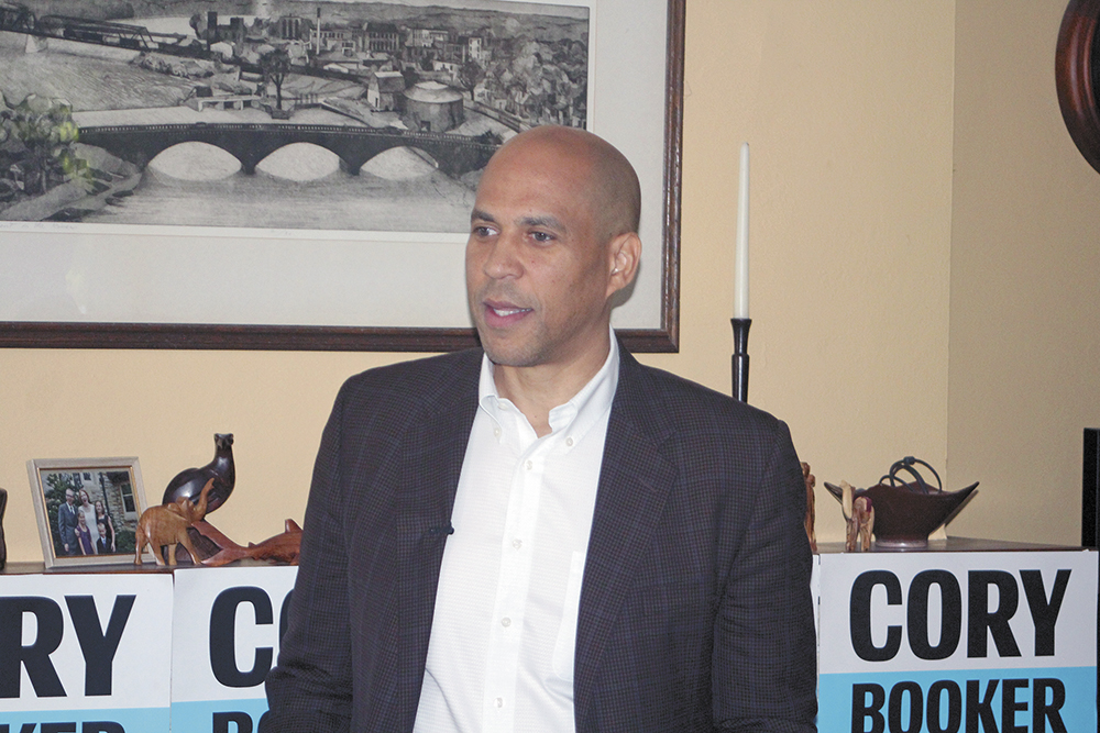 Booker meets voters in Charles City