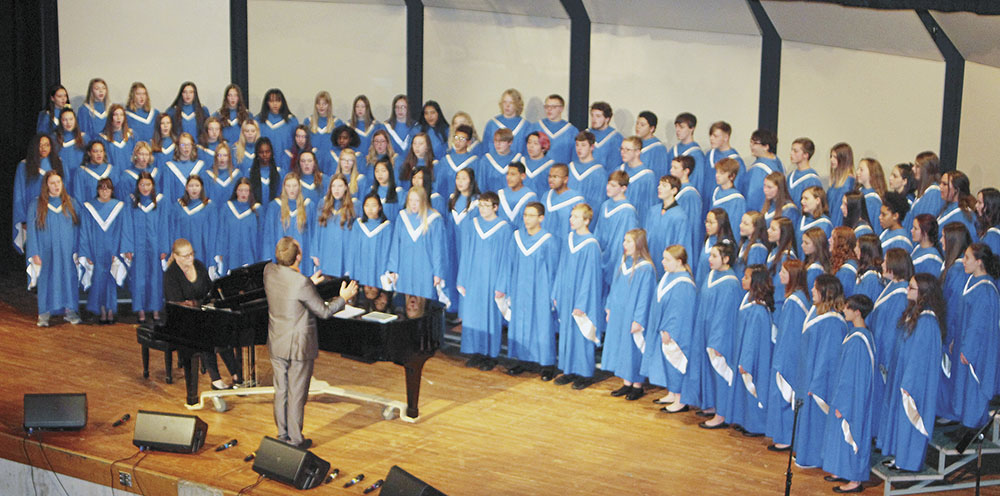 CCHS vocalists perform first concert of school year