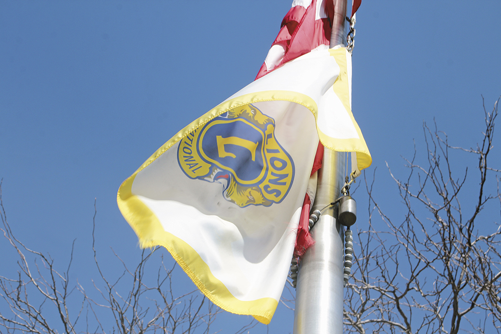 Lions holding contest to create a Charles City flag