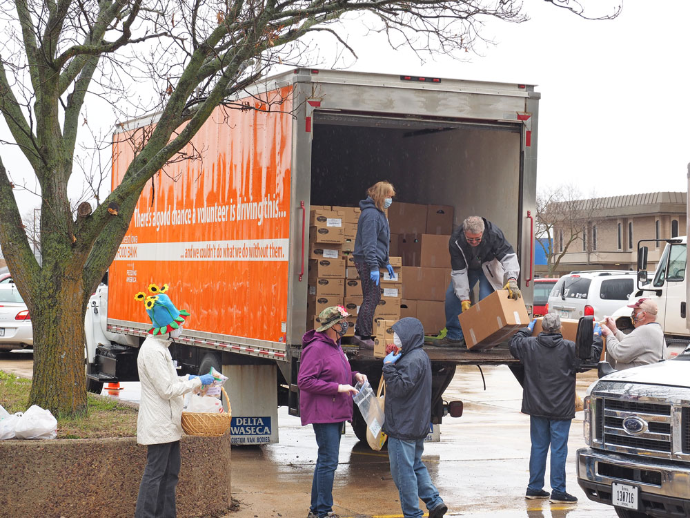 Food bank brings the pantry to the people in Charles City