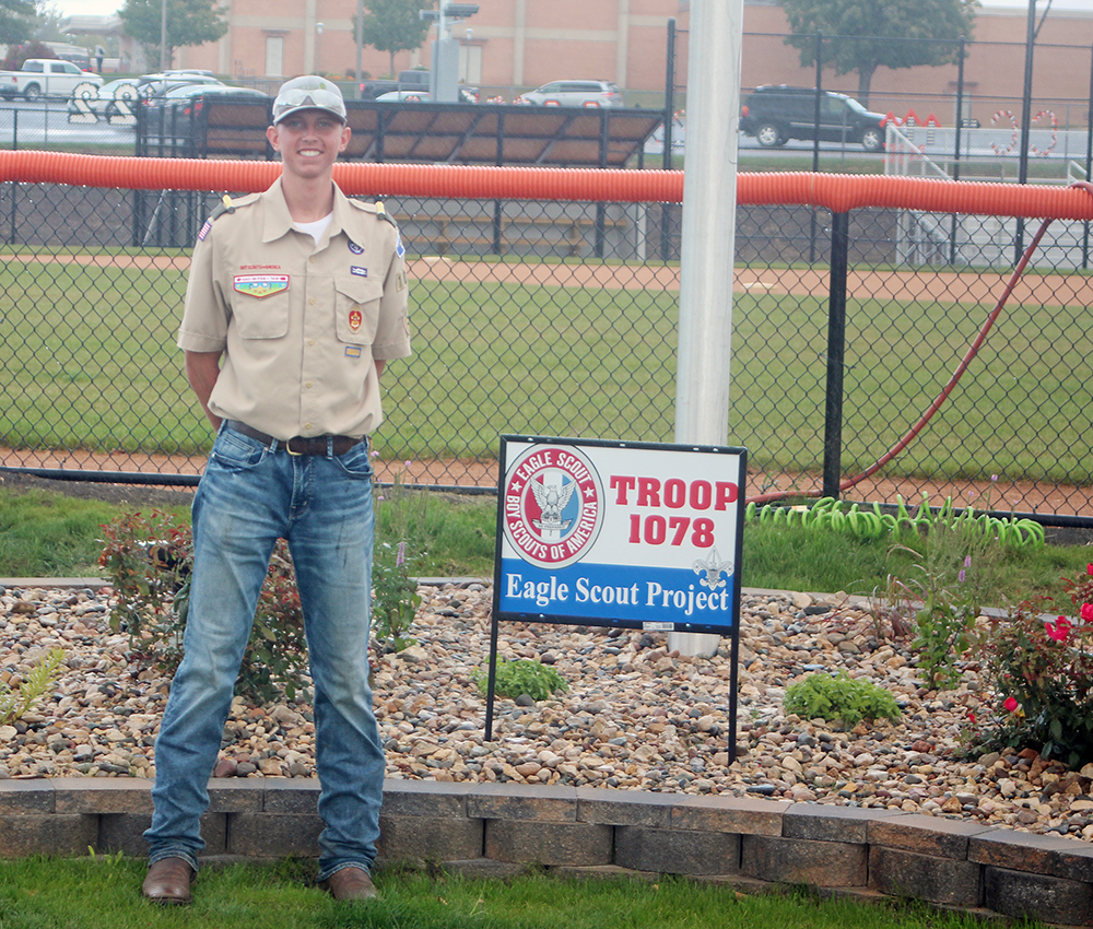 Heyer raises flags for patriotic Eagle Scout project at Charles City High School