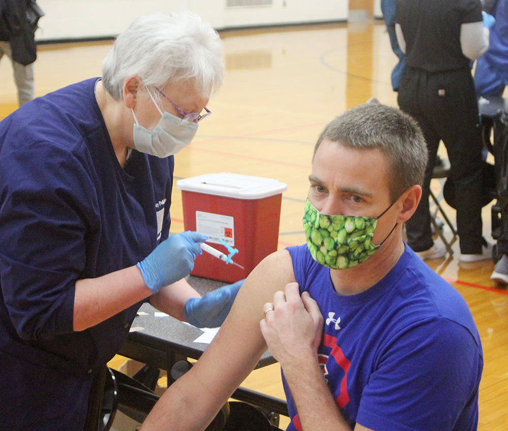 Charles City teachers, staff receive COVID vaccinations
