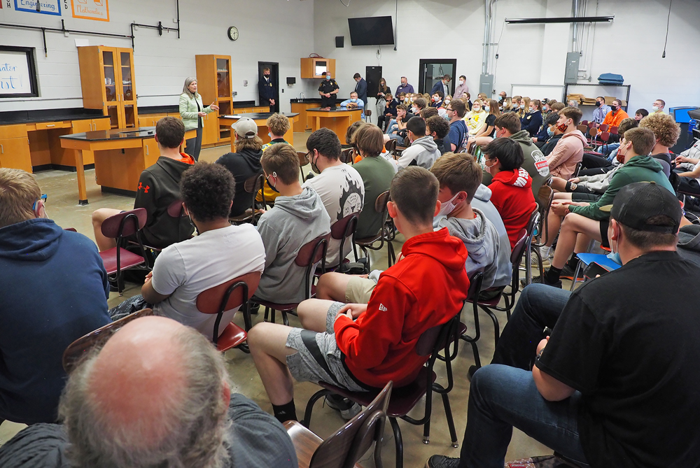 Sen. Ernst talks ag, economics with students at Charles City High School stop