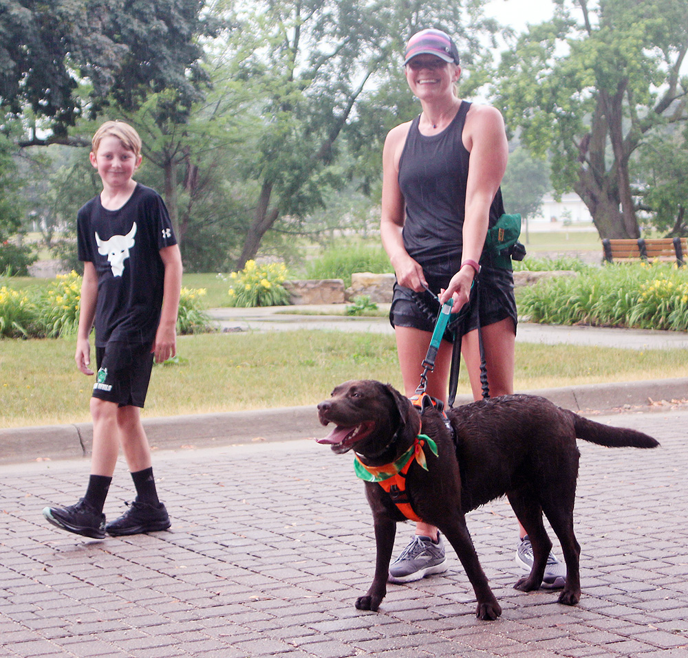 Rain dampens day, but the dogs still jog at PAWS Cedar Dog Jog in Charles City