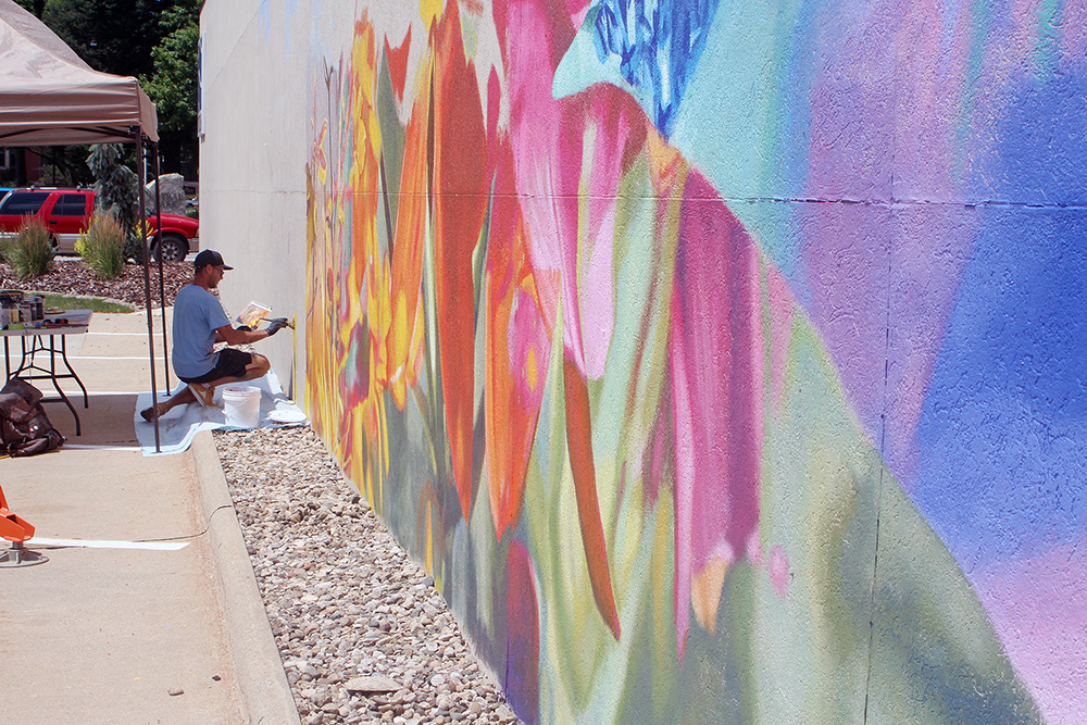 Work begins on ‘Town of Colors’ murals