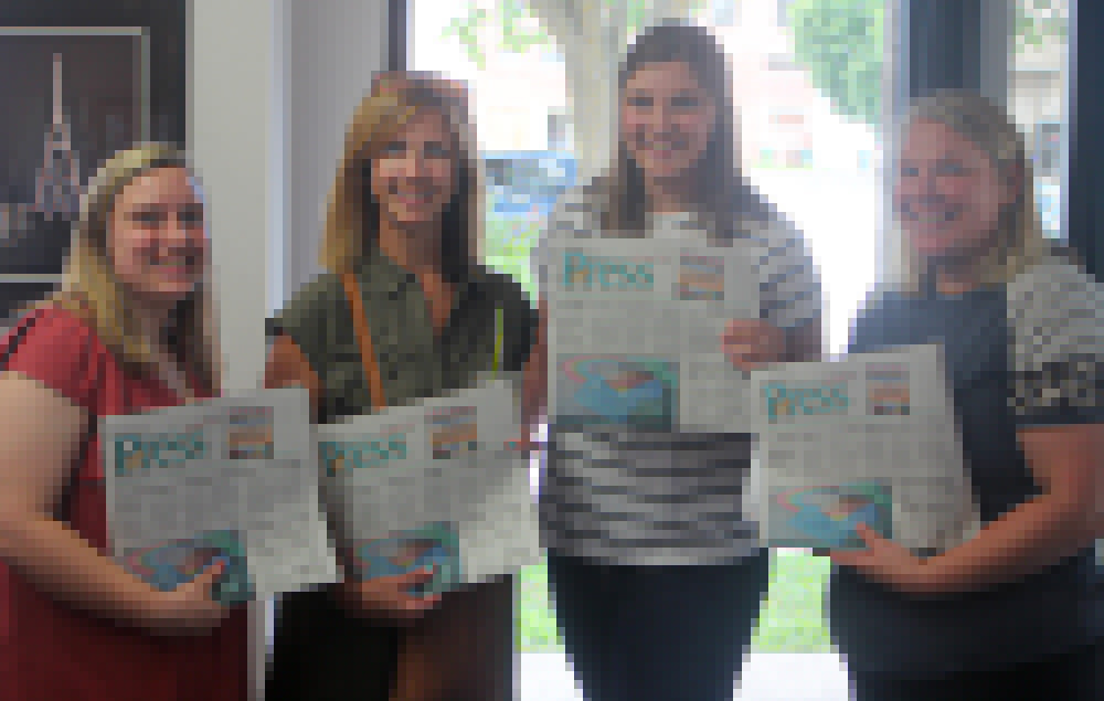 New teachers learn about Charles City on scavenger hunt