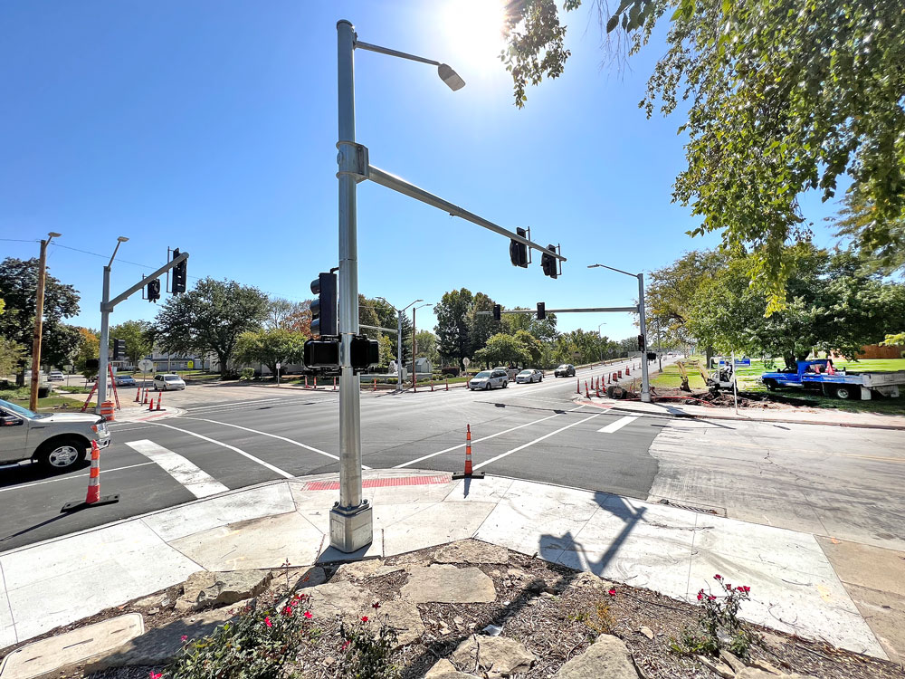 Traffic signal installation marks end coming near for Charles City Highway 18 project
