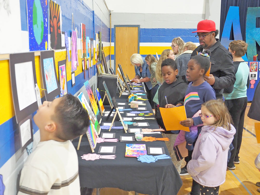 IC School students and others show off their art skills
