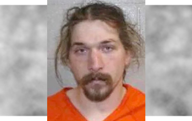 Charles City man charged with threatening woman with shotgun