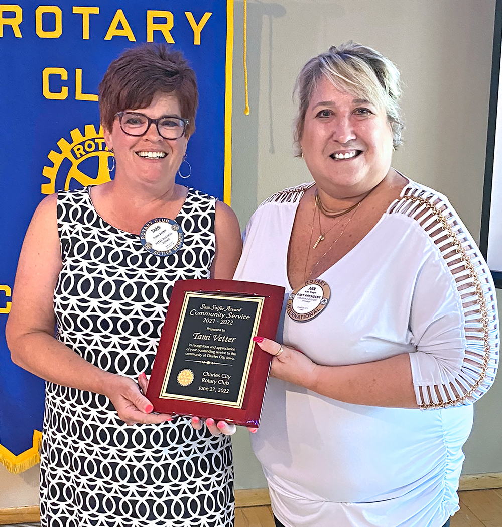 Charles City Rotary Club honors community members, club members
