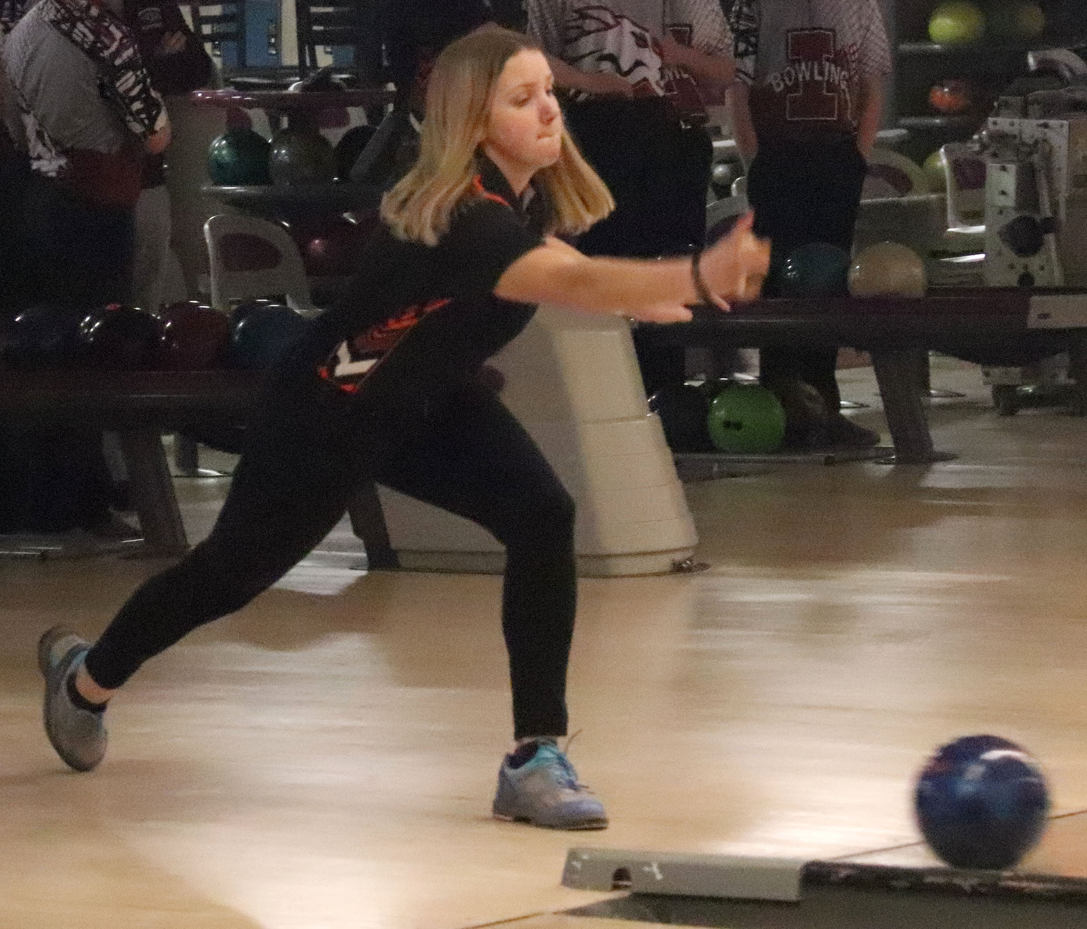 Comets top returning bowler switches to left hand