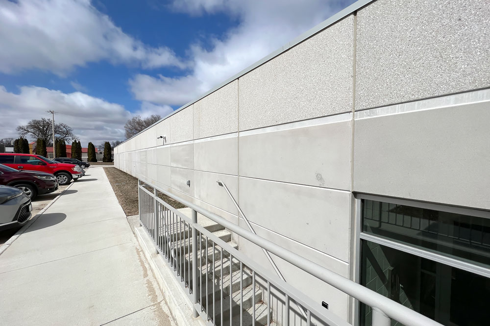 Charles City Town of Colors Committee withdraws LEC mural idea over negative reaction Charles City Town of Colors Committee withdraws LEC mural idea over negative reaction