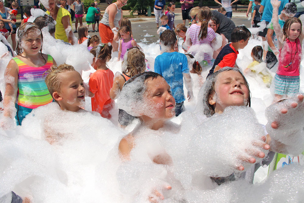 Charles City Public Library hosts foam party