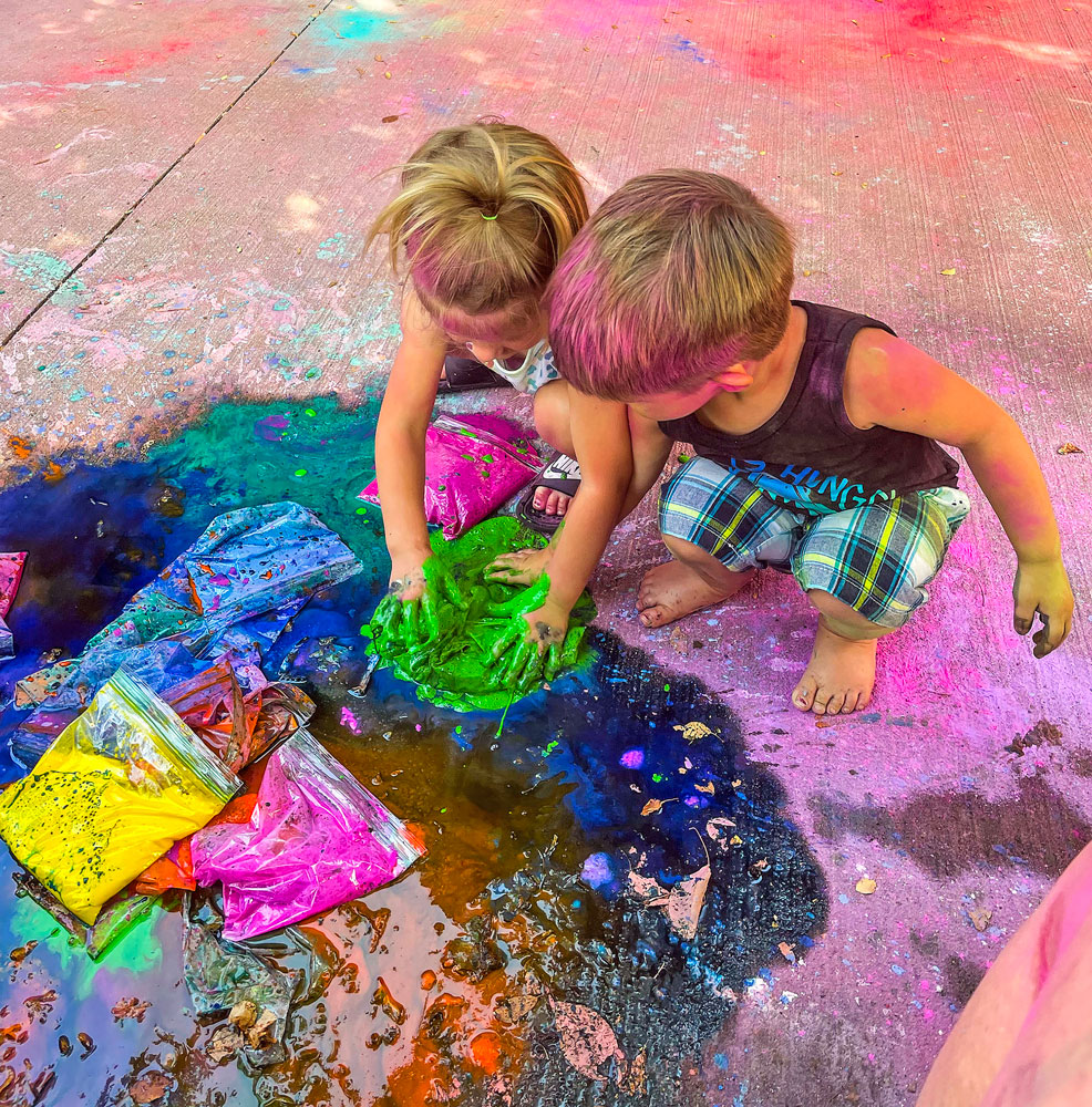 Kids ‘Get Messy’ at latest Charles City Library summer event