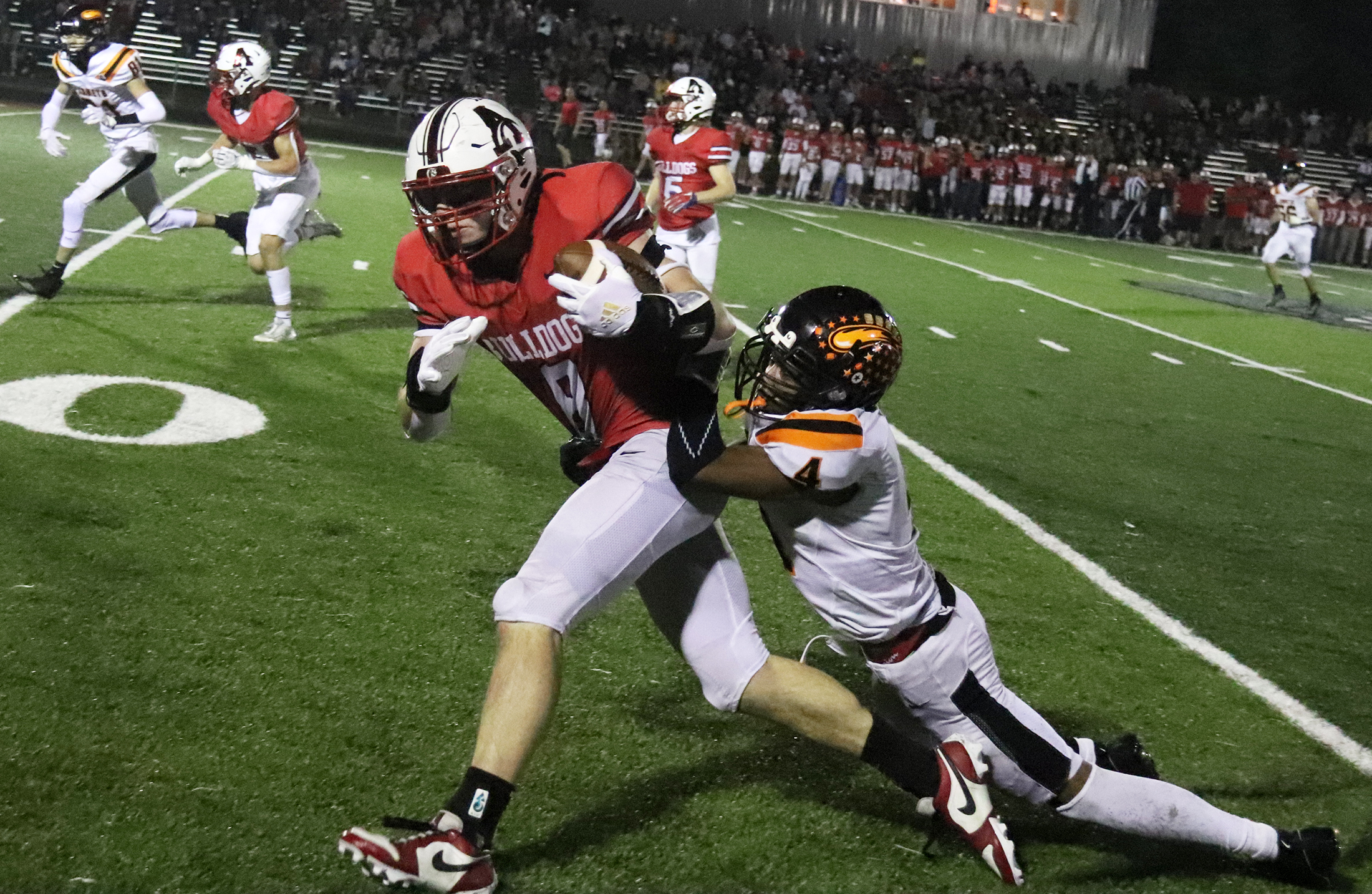 Algona aerial attack rains down on Comets 48-0