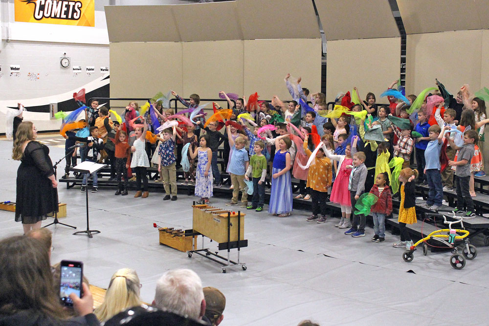 Charles City Washington Elementary first and second grades hold spring concert