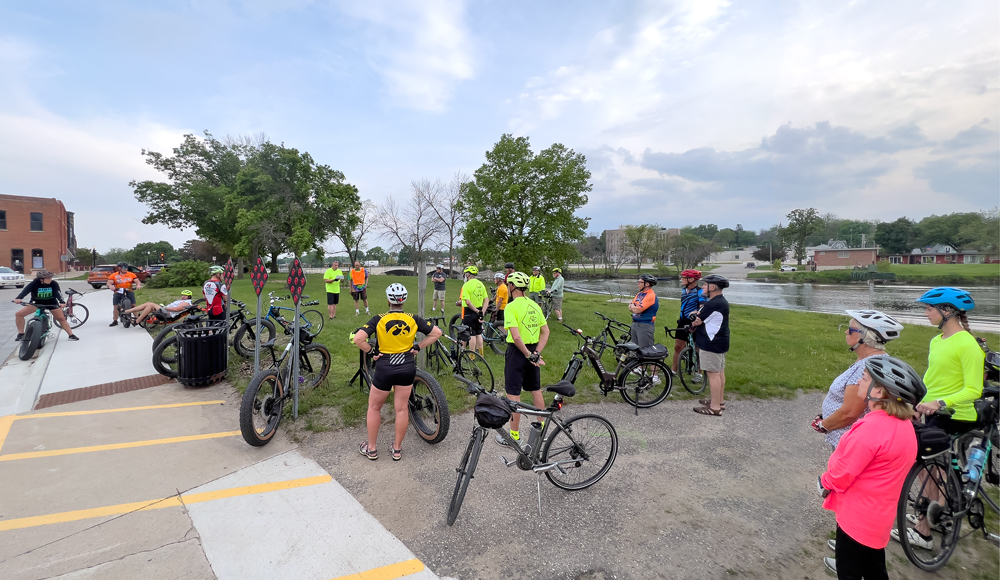 Charles City bicyclists ride in silence, in memory and in advocacy