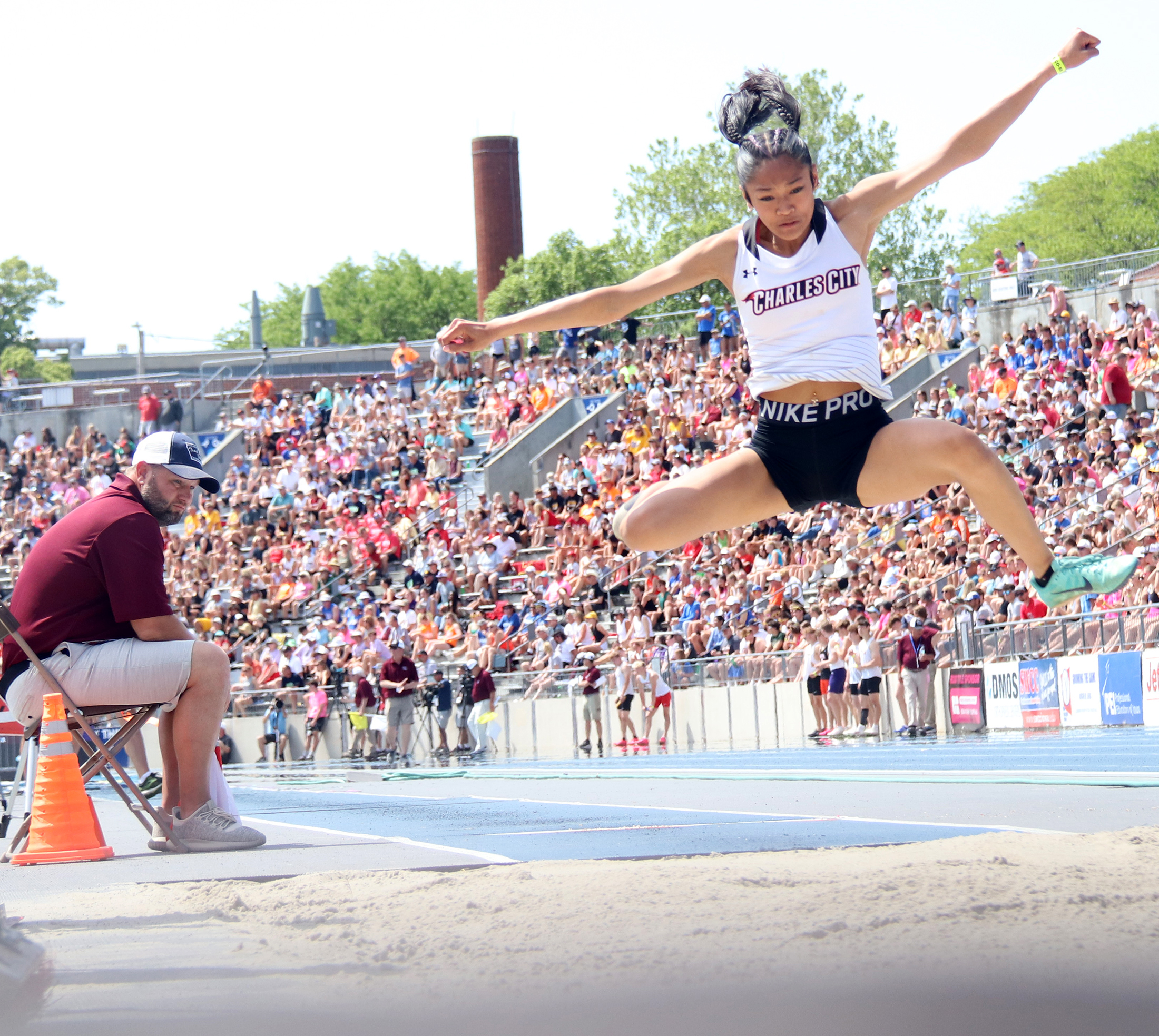 Wing-footed Comets soar to the medal stand at State T&F Championships