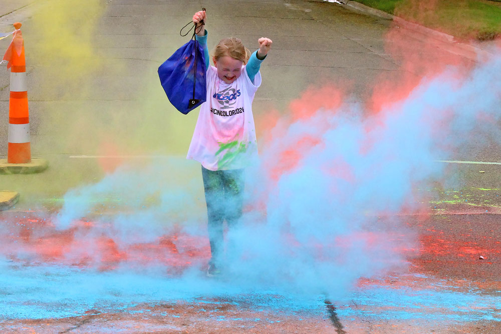 Rain can’t stop the Color Run