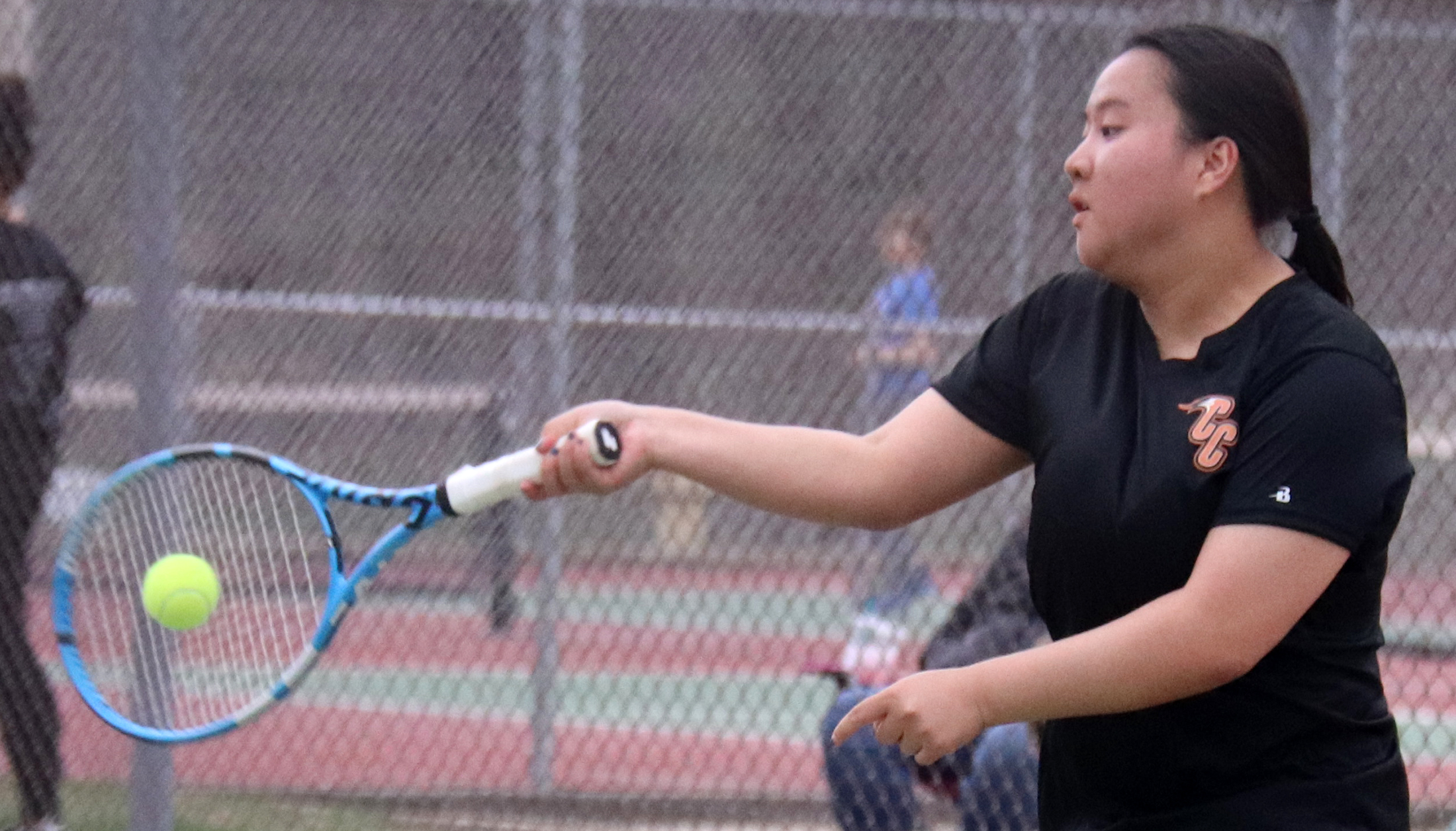 Comet netters down Green Devils 7-2 Comet netters down Green Devils 7-2