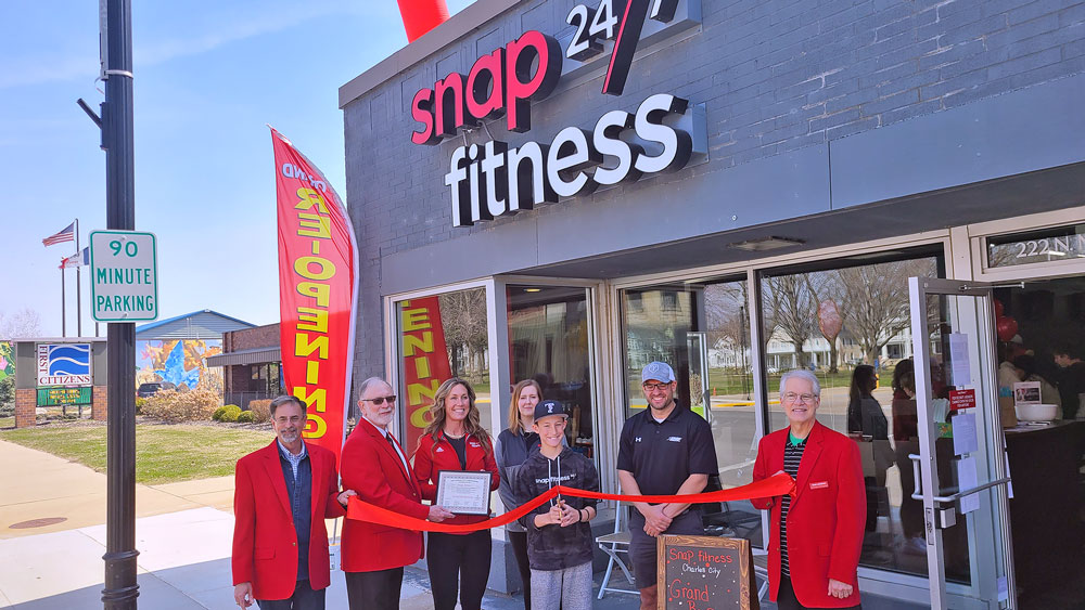 Snap Fitness showcases new amenities with reopening celebration