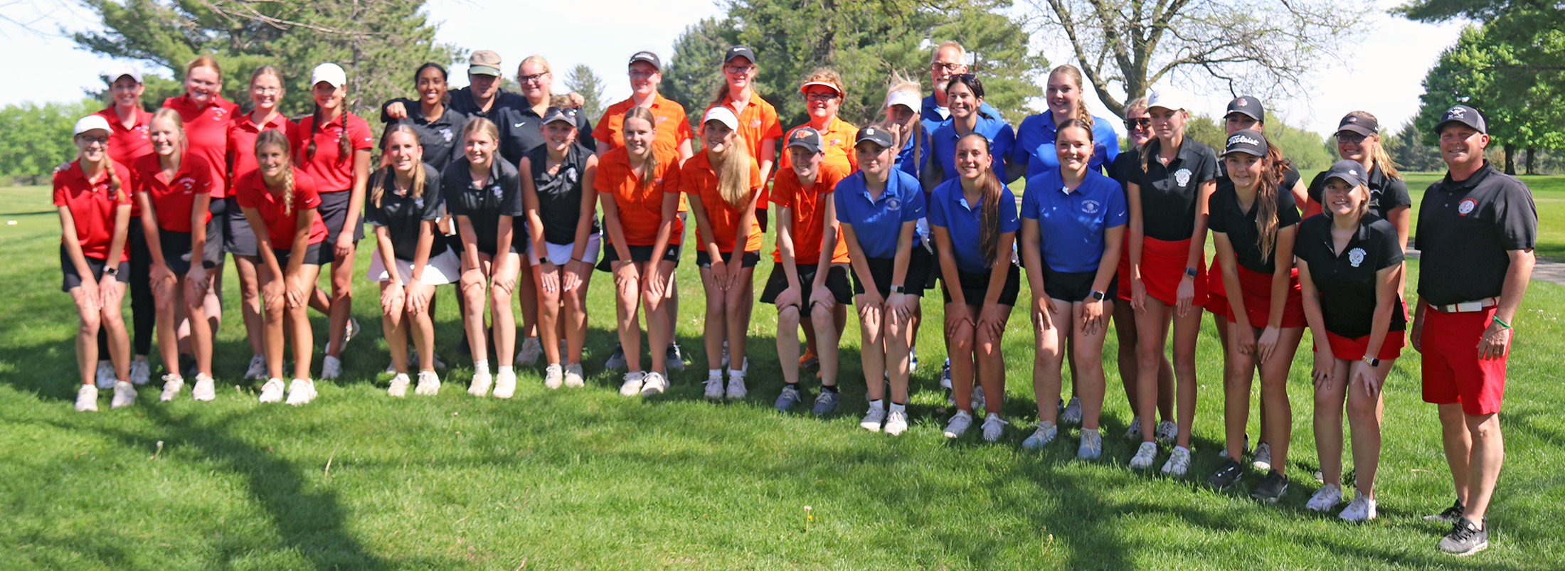 Comet girls host final NEIC golf tournament, Comet boys place 2nd at New Hampton