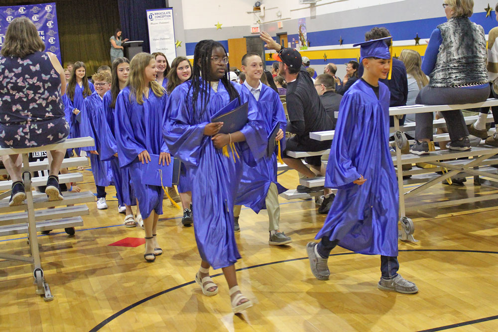 IC School celebrates elementary graduation