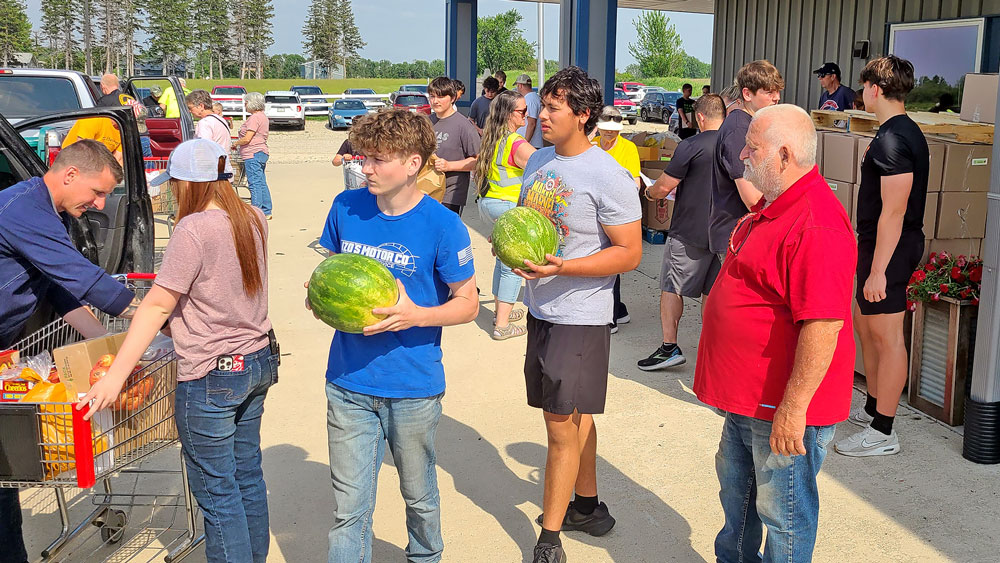 Mobile Food Pantry surges with new summer program